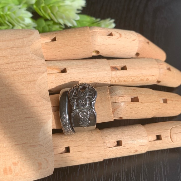 Vintage Spoon Ring Floral Flower Jewelry Bohemian Hippie - Picture 8 of 9